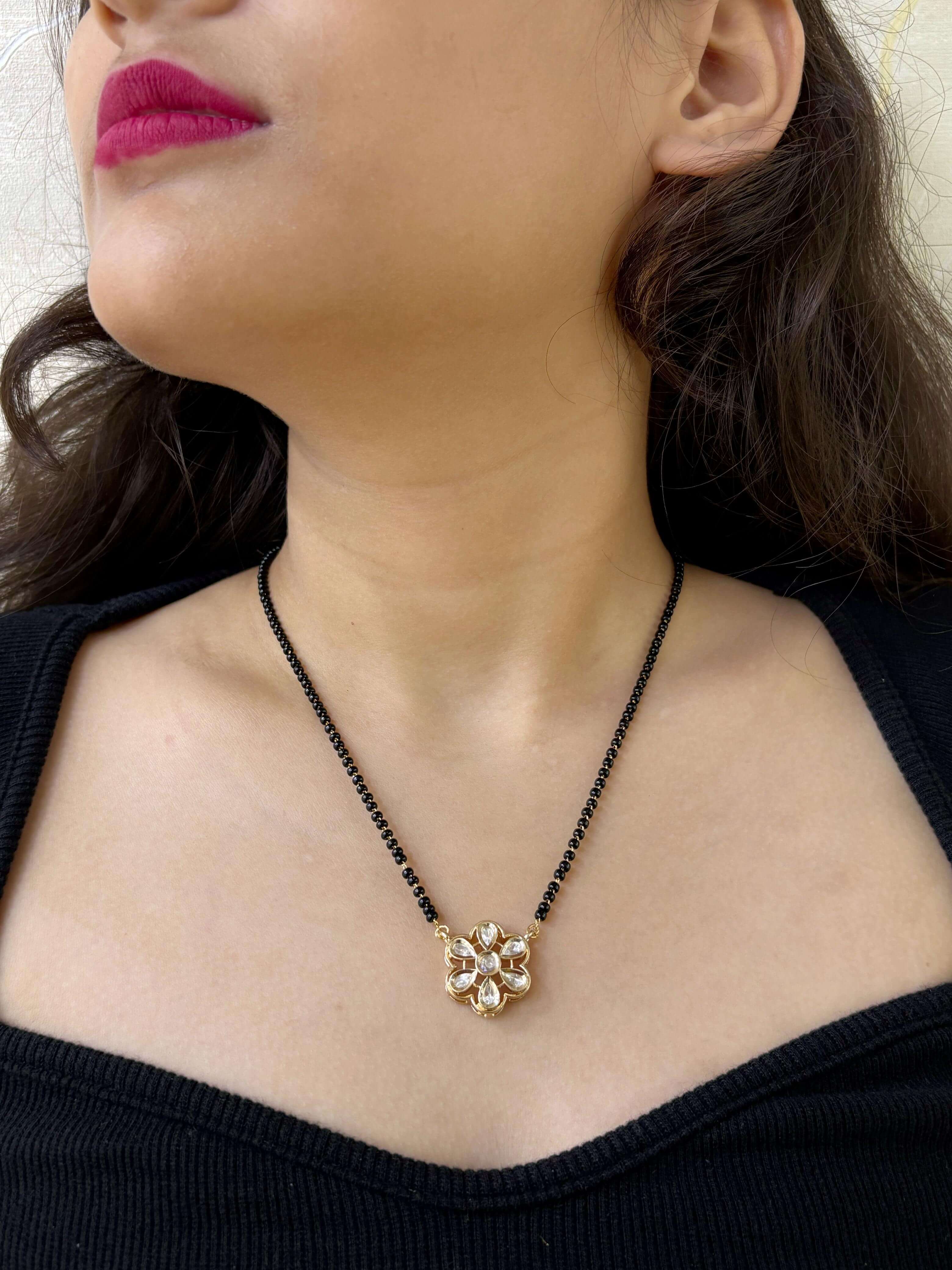 Delicate Kundan Mangalsutra | Lightweight & Elegant Daily Wear Mangalsutra Designs