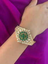 Stylish And Elegant Broad Kundan Bracelet For Women By Gehna Shop