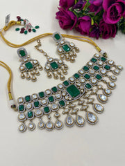 Luxury Victorian Emerald Green Kundan Choker Necklace Set – Bridal Necklace For Wedding And Parties