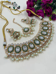 Luxury Heavy Kundan Pearl Choker Set – Emerald Green Polki Bridal Choker Necklace for Weddings