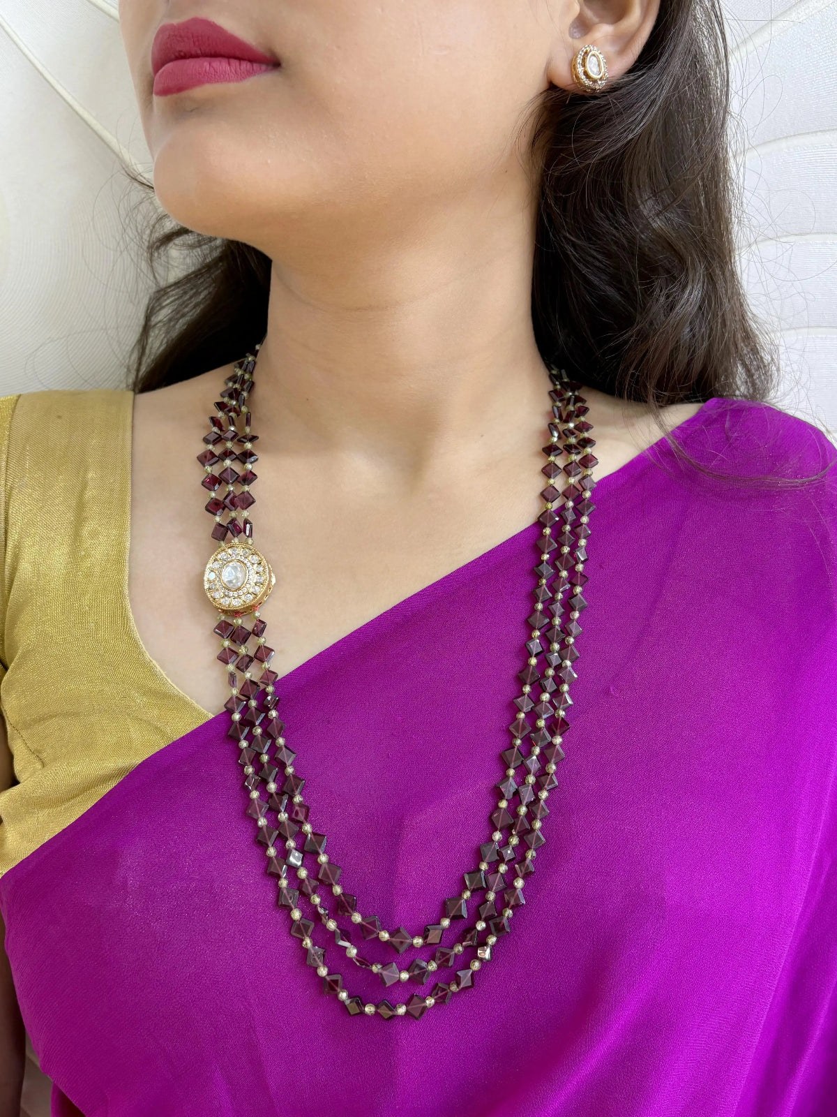 Garnet Gemstone Beads With Side Kundan Brooch Beaded Necklace Set For Women