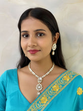 Ketki Stylish And Modern Look Kundan Party Wear Necklace With Flower Pendant