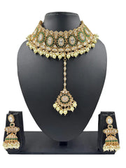 Luxury Heavy Kundan Pearl Choker Set – Emerald Green Polki Bridal Choker Necklace for Weddings