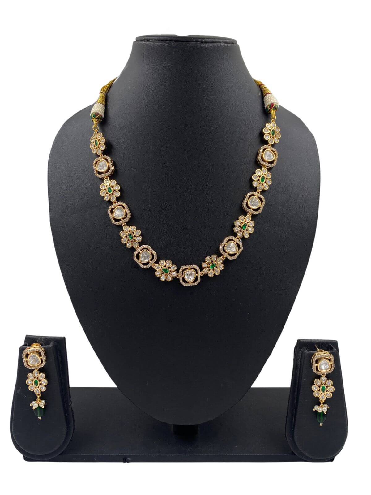 Gehna Shop's Chavi Simple Uncut Polki Short Necklace set for weddings ad parties