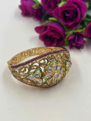 Floral Design Broad Artificial Antique Broad Kundan Bracelet
