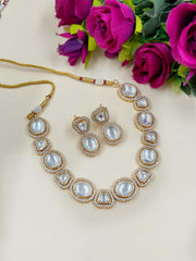 Tanvi Modern Look Short Polki Party Necklac Set