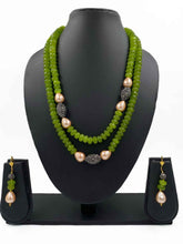 Fashionable Parrot Green Jade Beads Necklace For Women Online