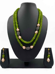 Fashionable Parrot Green Jade Beads Necklace For Women Online