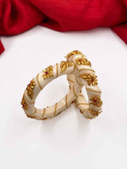 Gehna Shops Designer Traditional Gold Plated White Bangles For Women