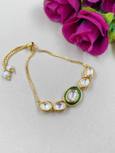 Handcrafted Simple Kundan Chain Bracelet For Ladies