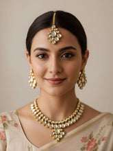 Traditional Gold Plated Kundan Necklace Set With Tikka