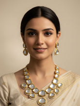 Traditional Big Kundan Stones Necklace Set For Women