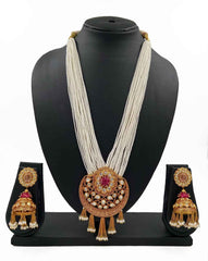 Traditional Designer Wedding Geru Polish Kundan Pendant With Pearls Necklace Set For Woman