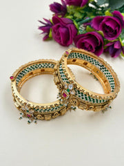 Shrishti Antique Golden Kundan Kada Bangles Set | Ladies Bangles