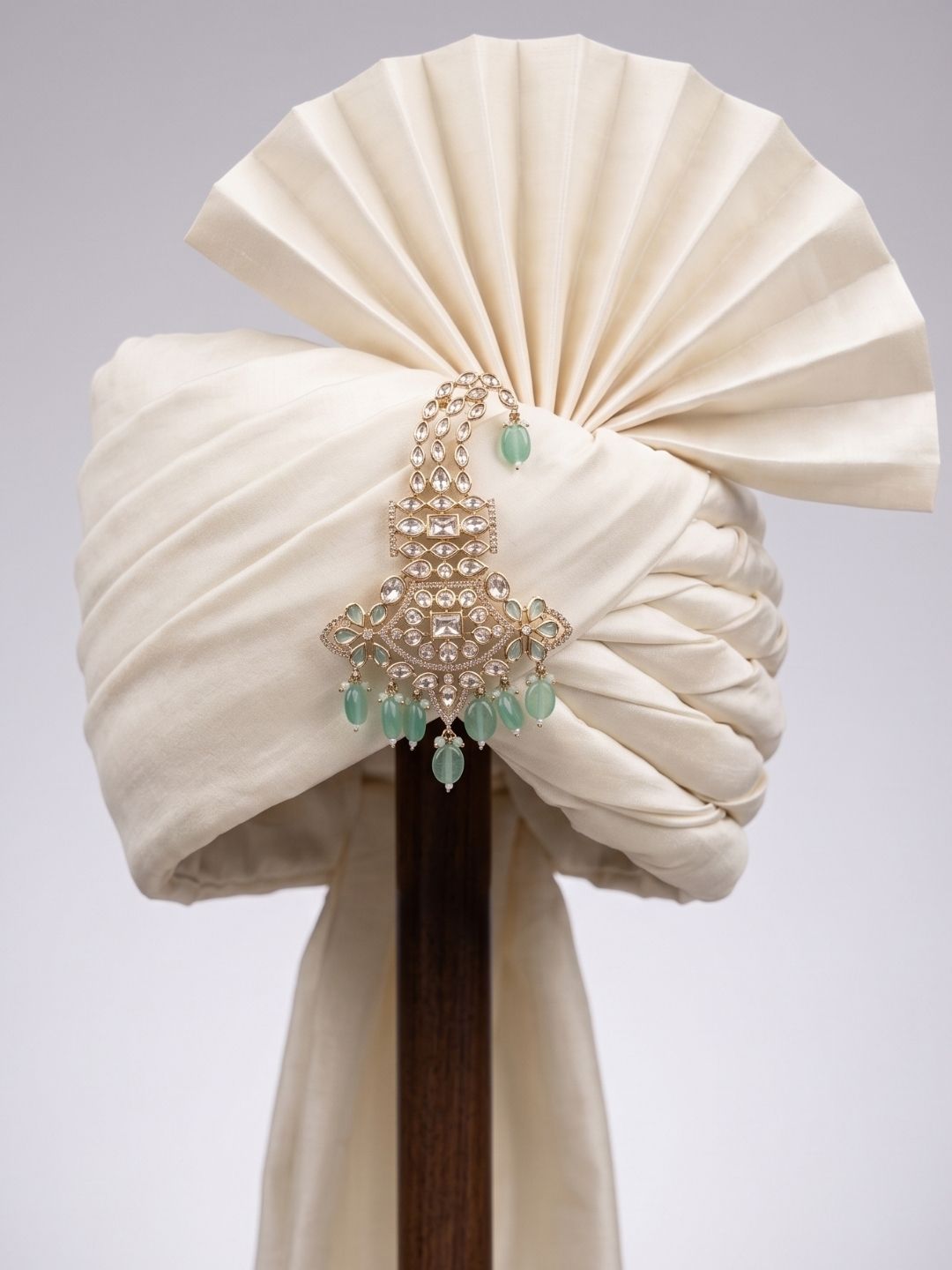 Traditional pastel green beaded studded Kundan Polki Kalangi | Safa Kalgi | Turban Brooch For Men