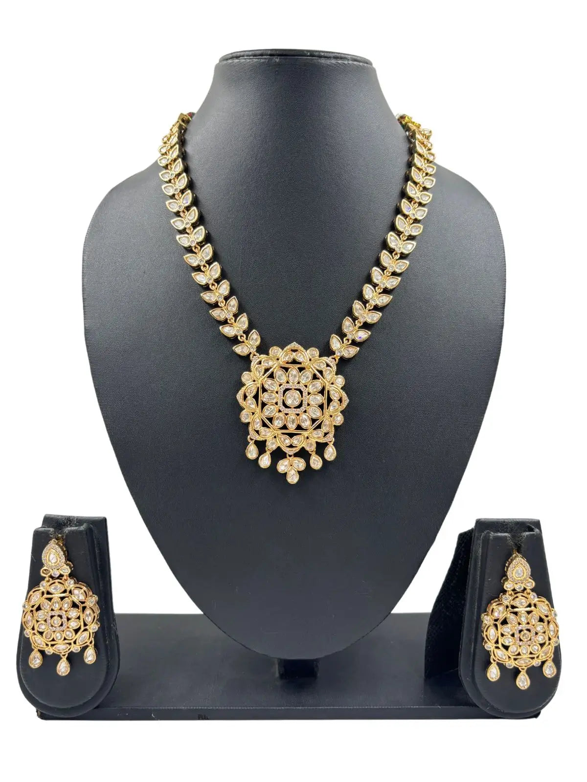 Anushree Beautiful Rose Gold Polish Party Wear Short Polki Necklace Set