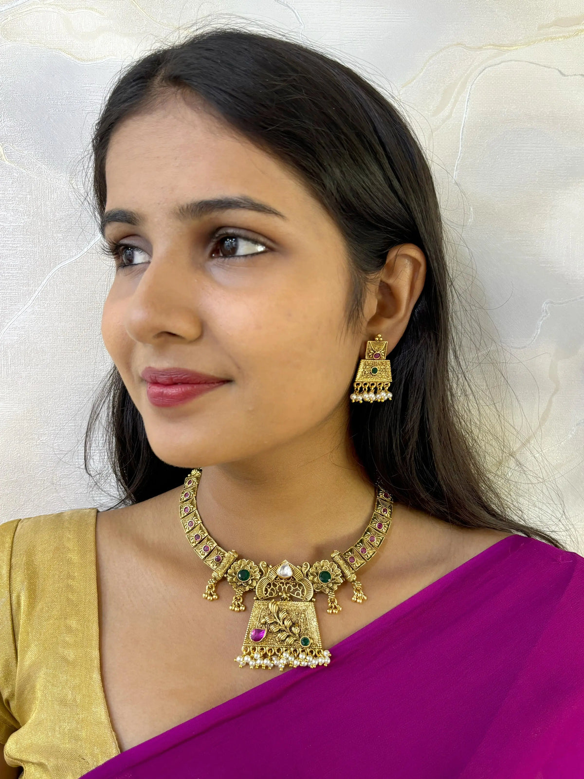 Artificial Gold Plated Short Antique Gold Necklace Set