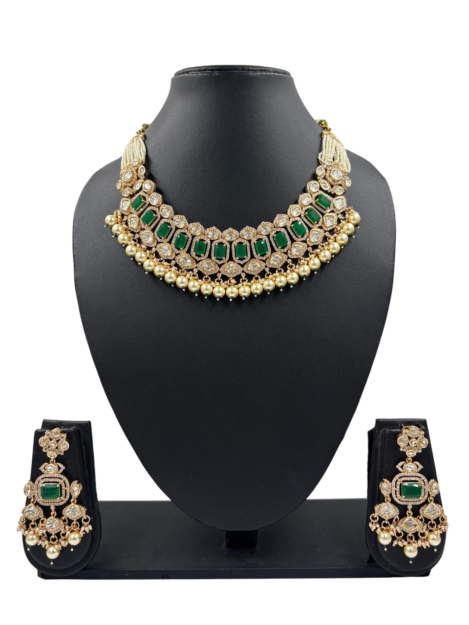 Emerald Green Kundan Choker Necklace Set with Pearls – Statement Bridal Jewelry