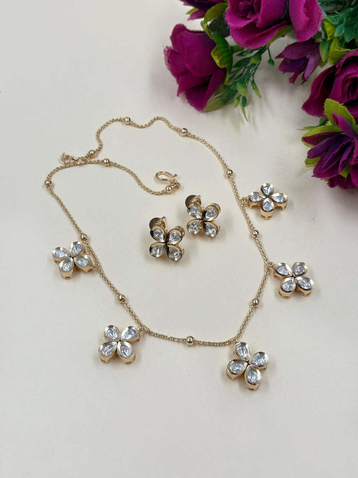 Elegant And Minimal Chain Necklace Set With Floral Polki Drops - Indo Western Necklace 
