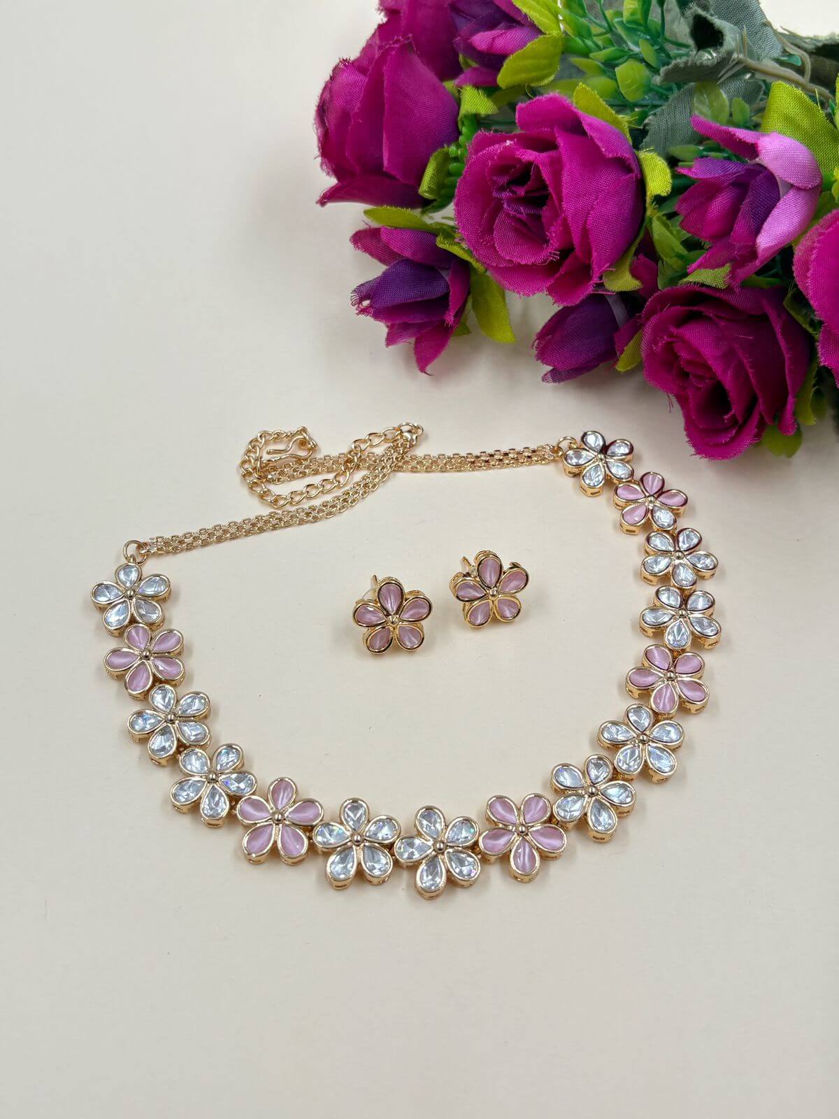 Pratibha Flower Design Short Polki Baby pink Necklace Set for women 