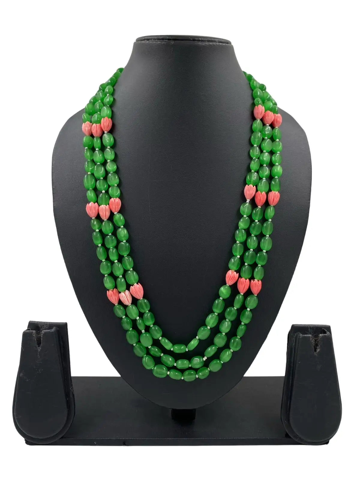 Triple Layered Green Monalisa Beads Necklace With Tulip Flowers