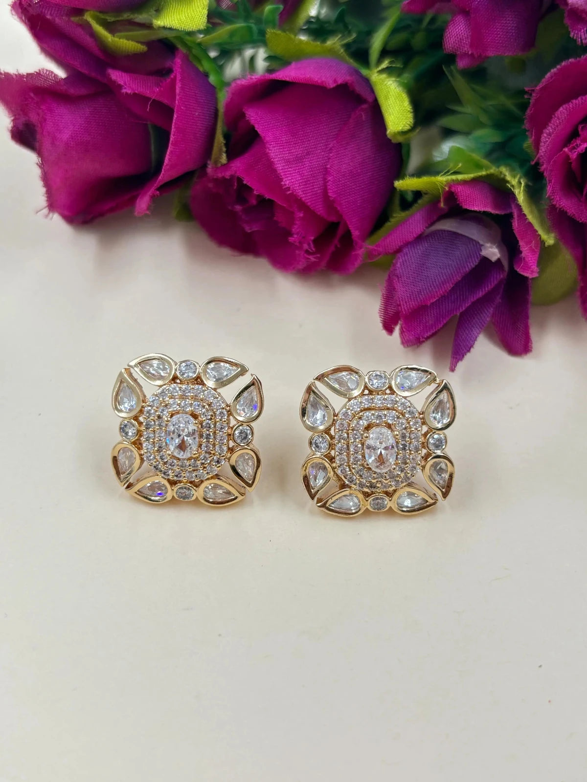 Weight Less Rose Gold Polish Ad And Polki Stud Earrings For Women online 