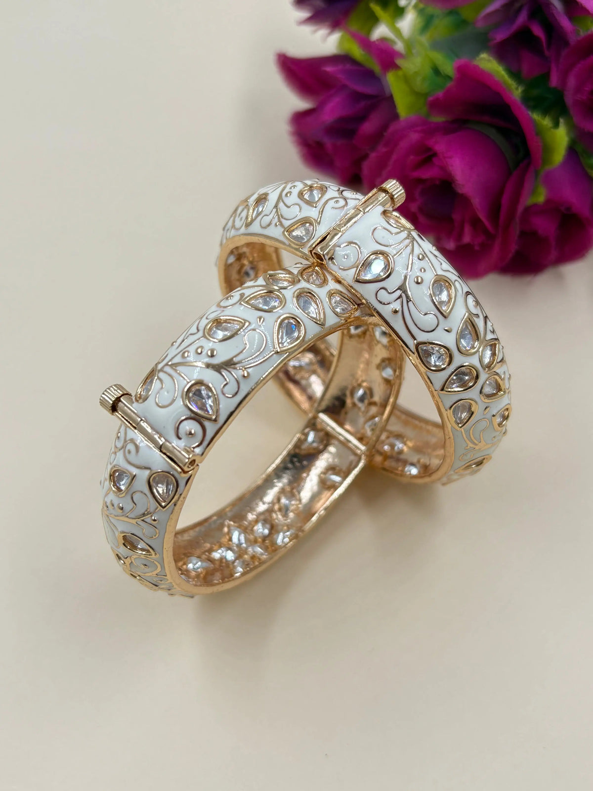Exquisite Kundan Bangles For Women With Enamel – Royal Rajasthani Kundan Meenakari Bangles