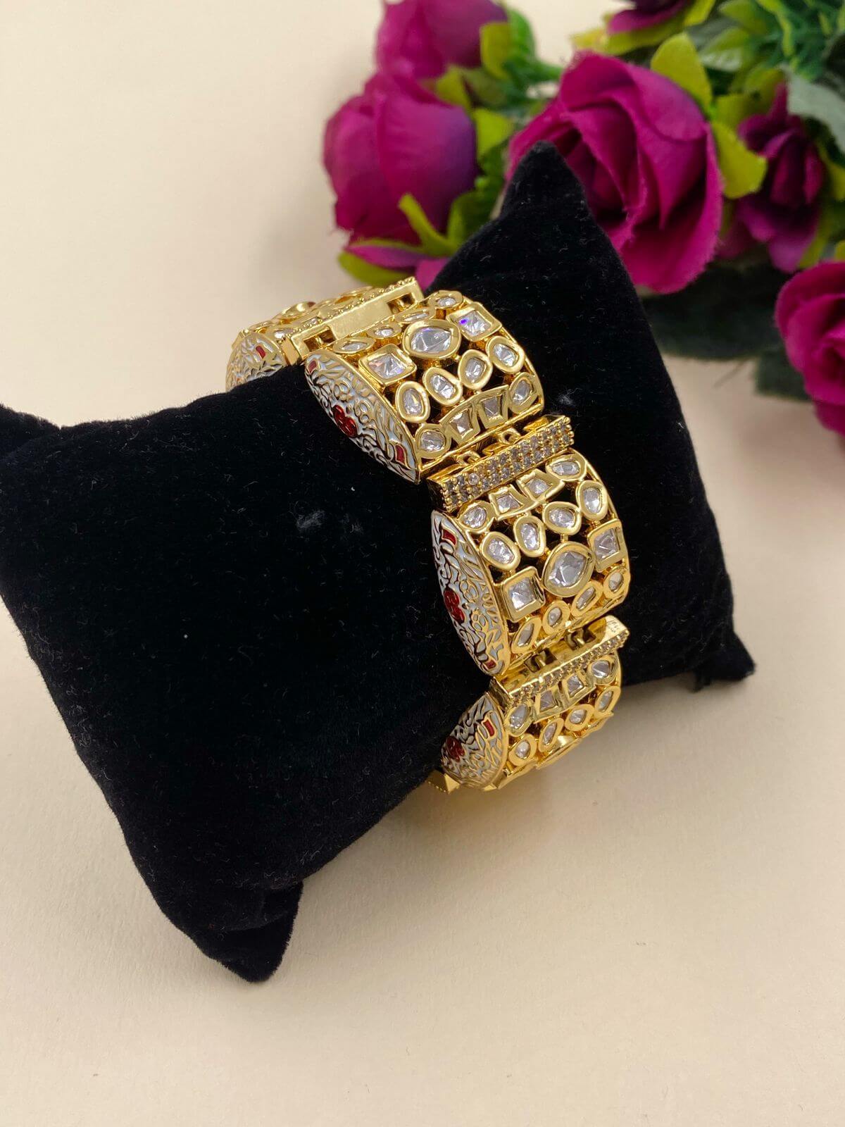 Buy Gold Bangles & Bracelets Online in India with Latest Design | PC  Jeweller