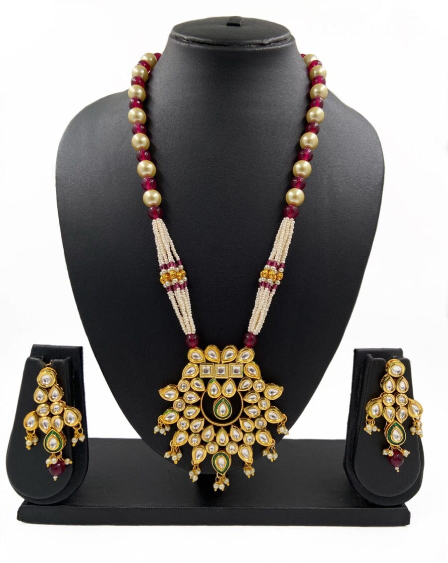 Antique Designer Gold Toned Polki Kundan Pendant With Pearls Necklace Set For Woman Kundan Necklace Sets