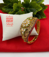 Designer Antique Golden Kundan Bracelet For Weddings Bracelets