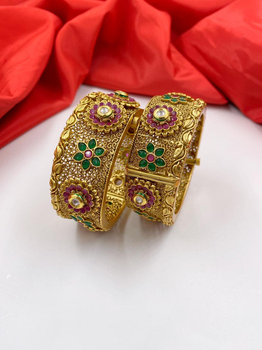 Designer Antique Look Golden Paatla Bangles For Ladies By Gehna Shop Antique Golden Bangles