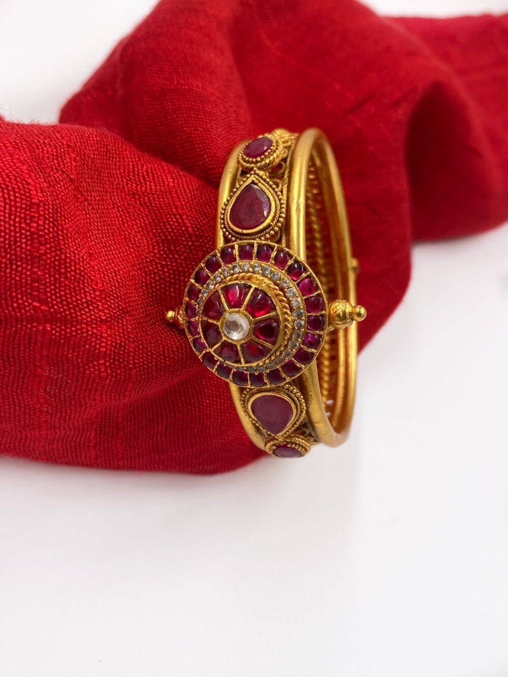 Buy Shrinathji Imitation Rose Gold Plated Ad Diamond Ruby Stone Daily Wear  Openable Kada Bracelet Online at Best Prices in India - JioMart.