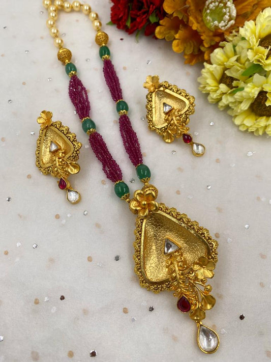 Designer Gold Plated Golden Necklace Set For Women By Gehna Shop Antique Golden Necklace Sets