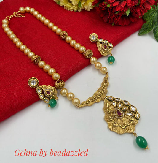 Designer Gold Plated Kundan Pendant With Pearls Necklace Set For Woman Antique Golden Necklace Sets