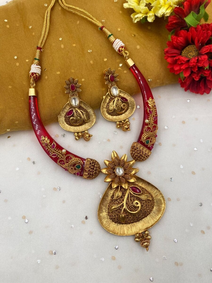 Designer Gold Plated Red Hasli Necklace Set For Ladies By Gehna Shop Antique Golden Necklace Sets