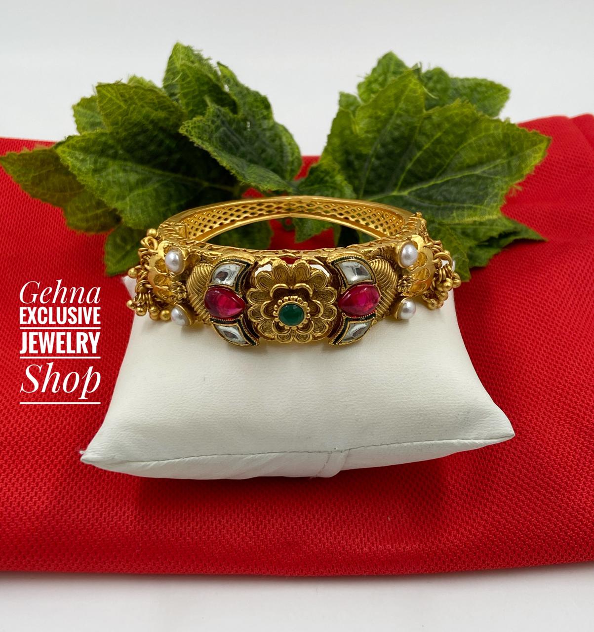 ZAVERI PEARLS Traditional Gold Tone Kundan Ring Bracelet For Women-ZPFK8710  : Amazon.in: Fashion