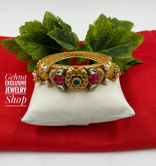 Designer Golden Kundan Bracelet Bracelets