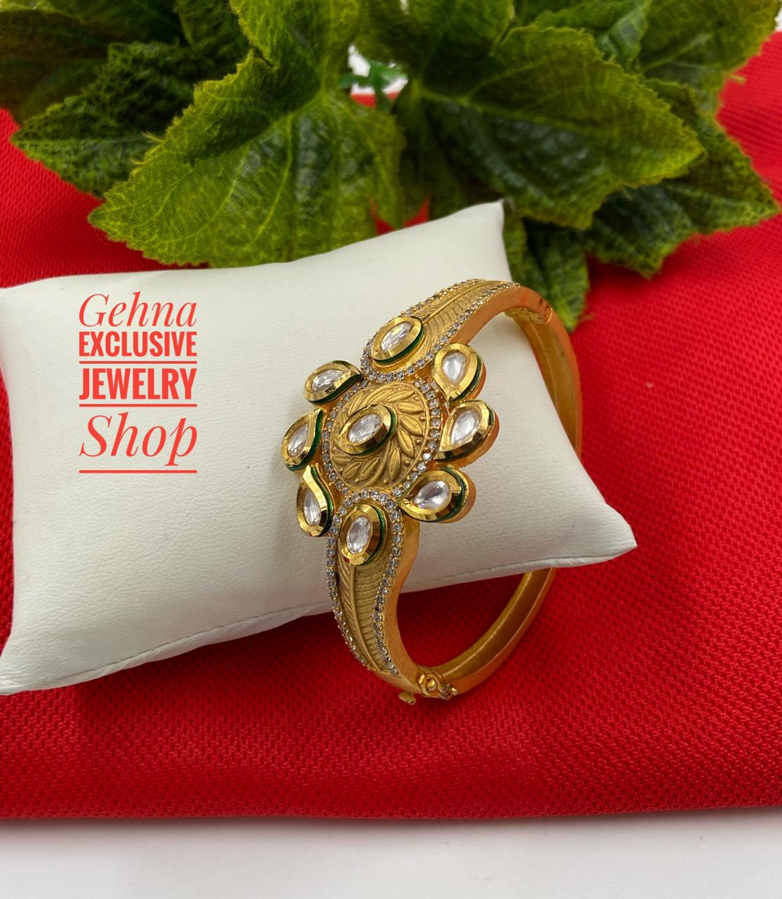 Buy Oomph Golden Hand Harness Bracelet for Women Online At Best Price @  Tata CLiQ