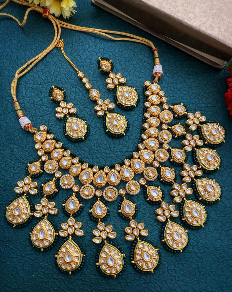 Gehna Shops Designer Gold Plated Green Kundan Bridal Necklace Set Bridal Necklace Sets