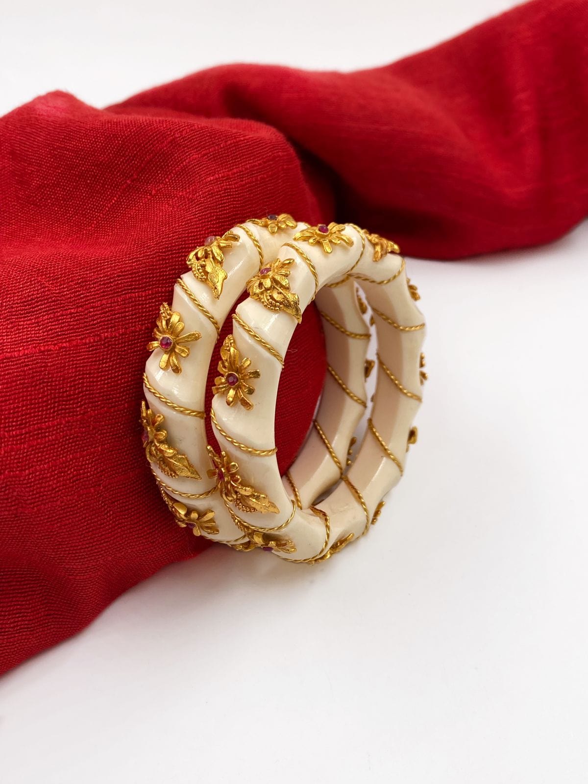 Gehna Shops Designer Traditional Gold Plated White Bangles For Women Antique Golden Bangles