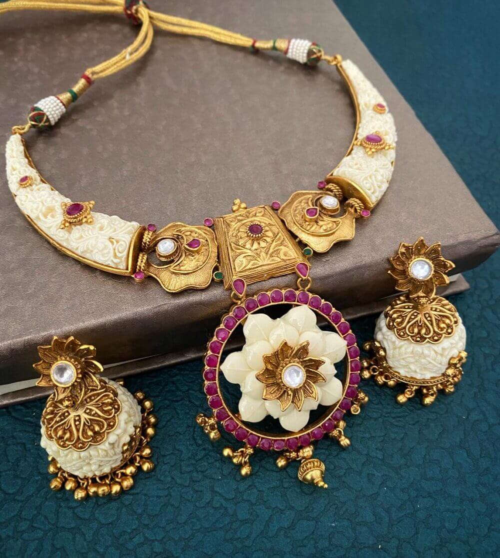 Gold Plated Designer Antique Golden Hasli Necklace Set By Gehna Shop Antique Golden Necklace Sets