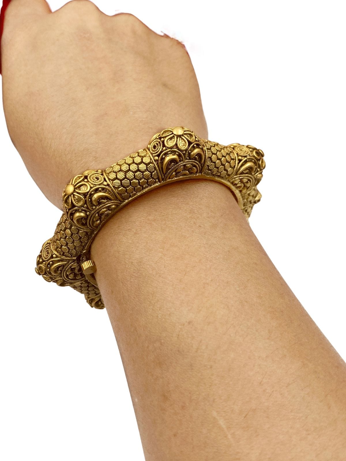 Gold Plated Traditional Gold Bangles For Women By Gehna Shop Antique Golden Bangles