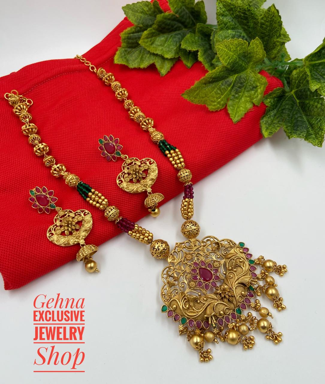 Royal Golden Necklace Set Antique Golden Necklace Sets