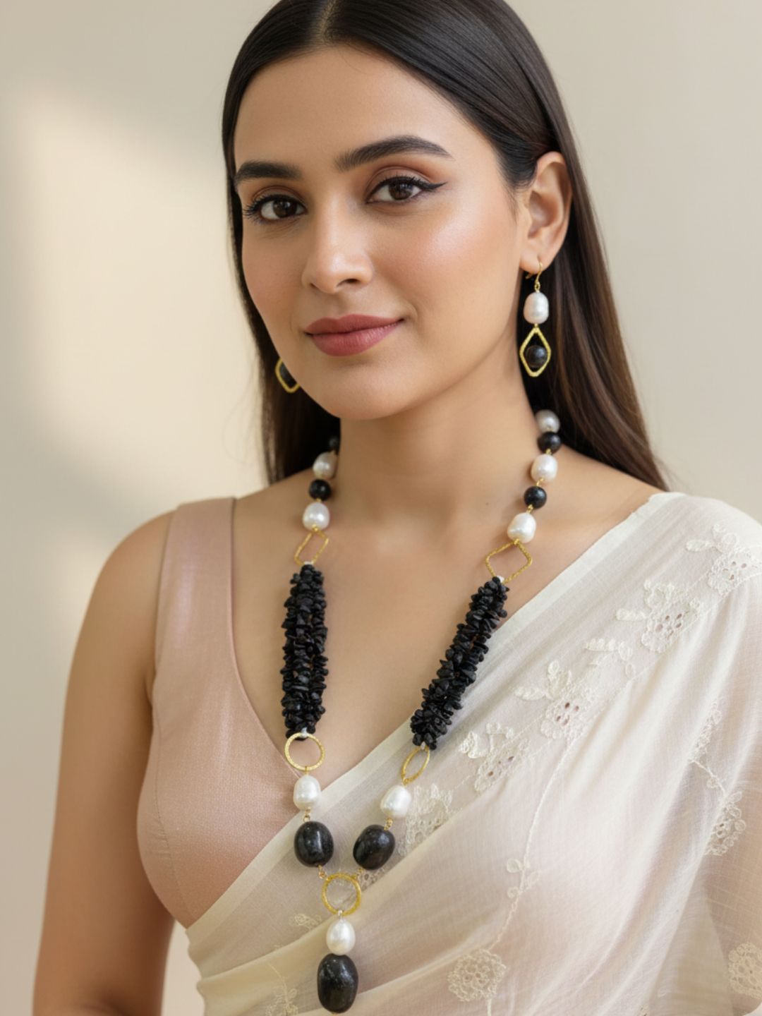 Designer Pearls And Black Onyx Beaded Necklace Set - Black Beads Necklace For Women