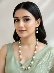 Shell Pearls Beaded Necklace Set For Women – Elegant And Versatile Pearl Necklace Set