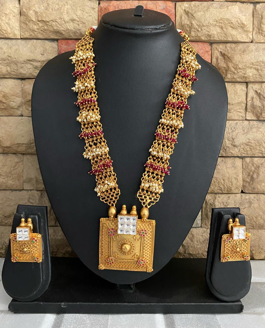 18K GOLD DIAMOND LARGE ROUND PENDANT LACE NECKLACE – Yossi Harari