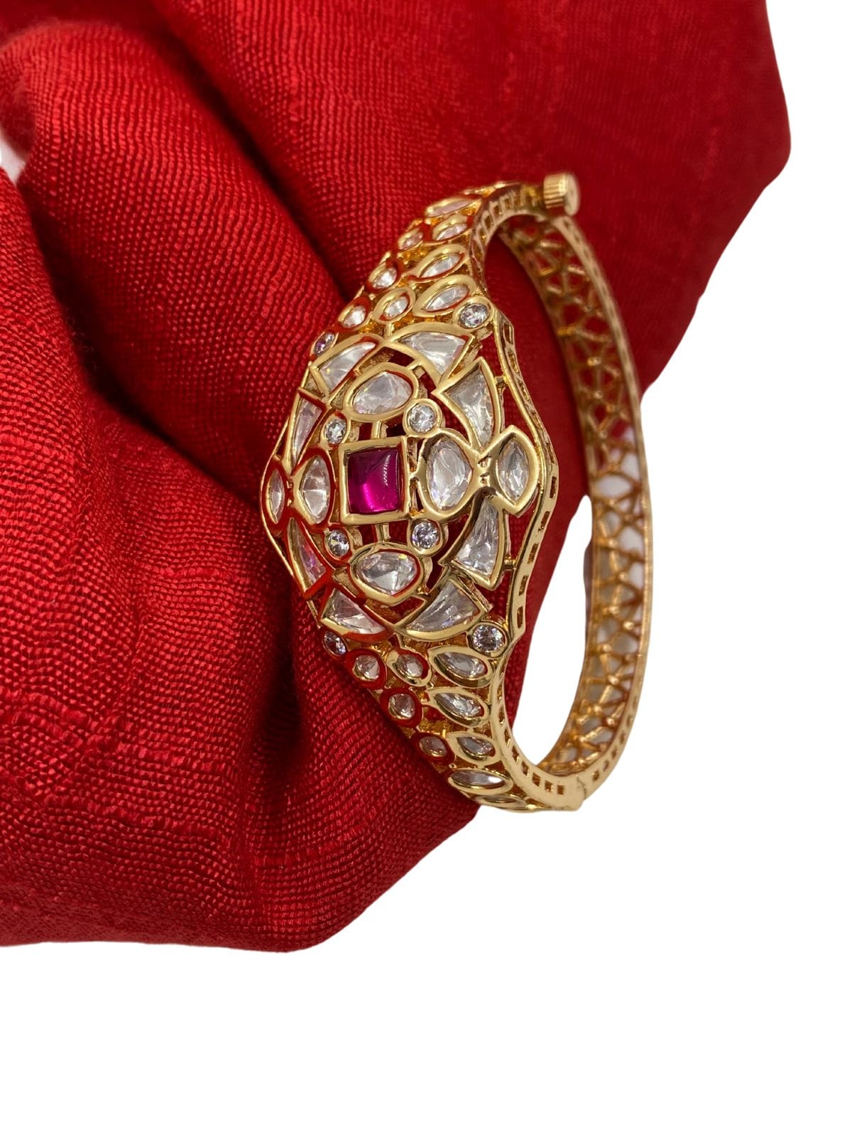 Traditional Gold Plated Kundan Bracelet For Women By Gehna Shop Bracelets