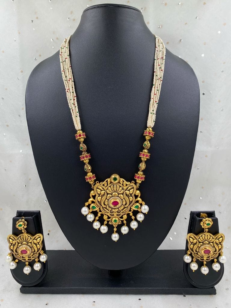 Traditional Gold Plated Wedding Antique Kundan Pendant With Pearls Necklace Set For Ladies Antique Golden Necklace Sets