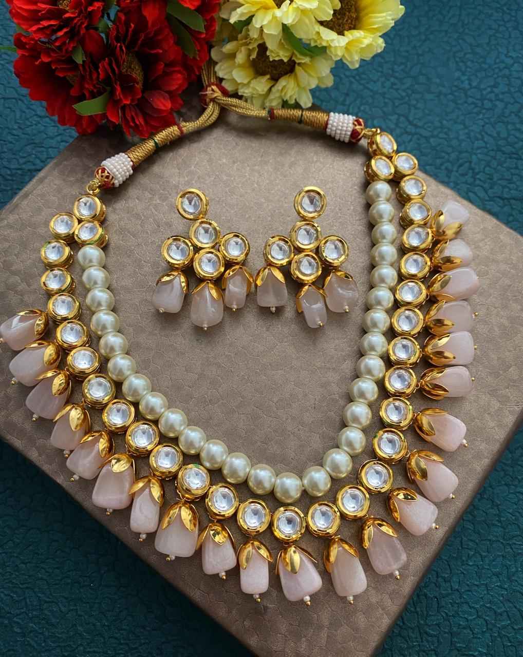 Buy Latest Kundan Necklace Designs Online – Gehna Shop