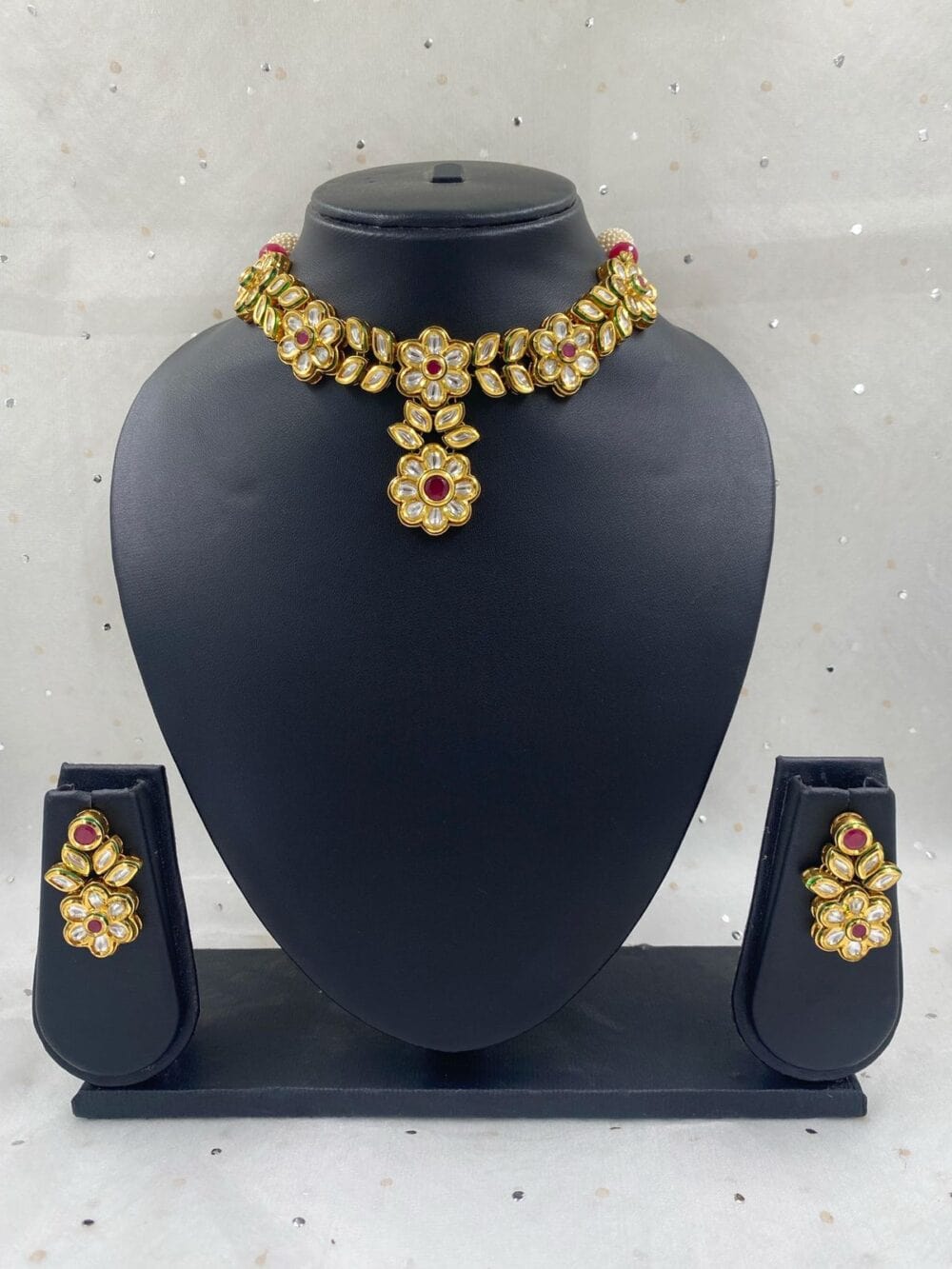 Traditional Golden Kundan Necklace Set For Weddings By Gehna Shop Choker Necklace Set